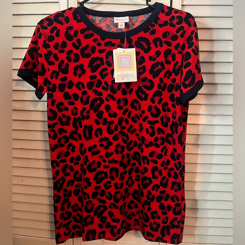 💕Lularoe Women’s LIV Top